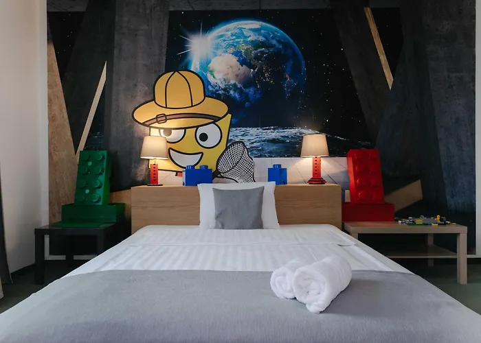 Отель Museum Of Bricks 3*